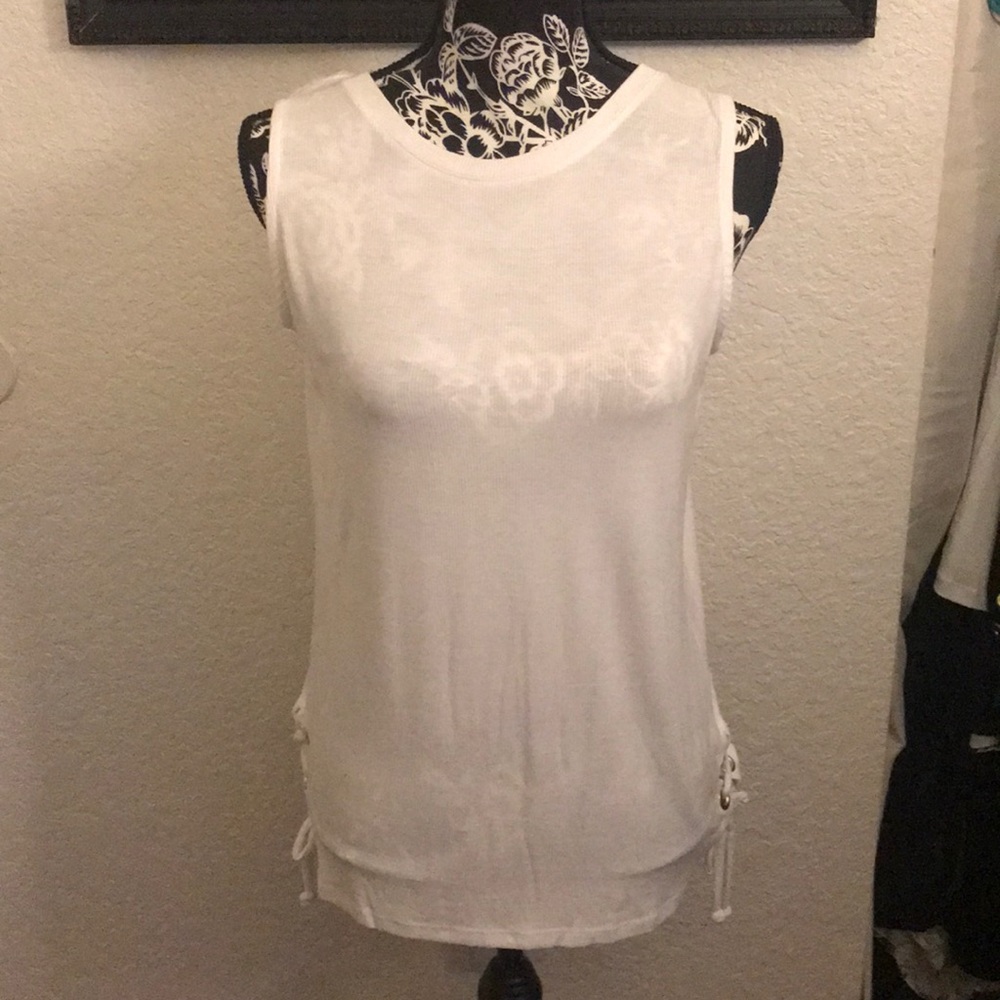 Sleeveless Blouse w/ Ties On Each Side
